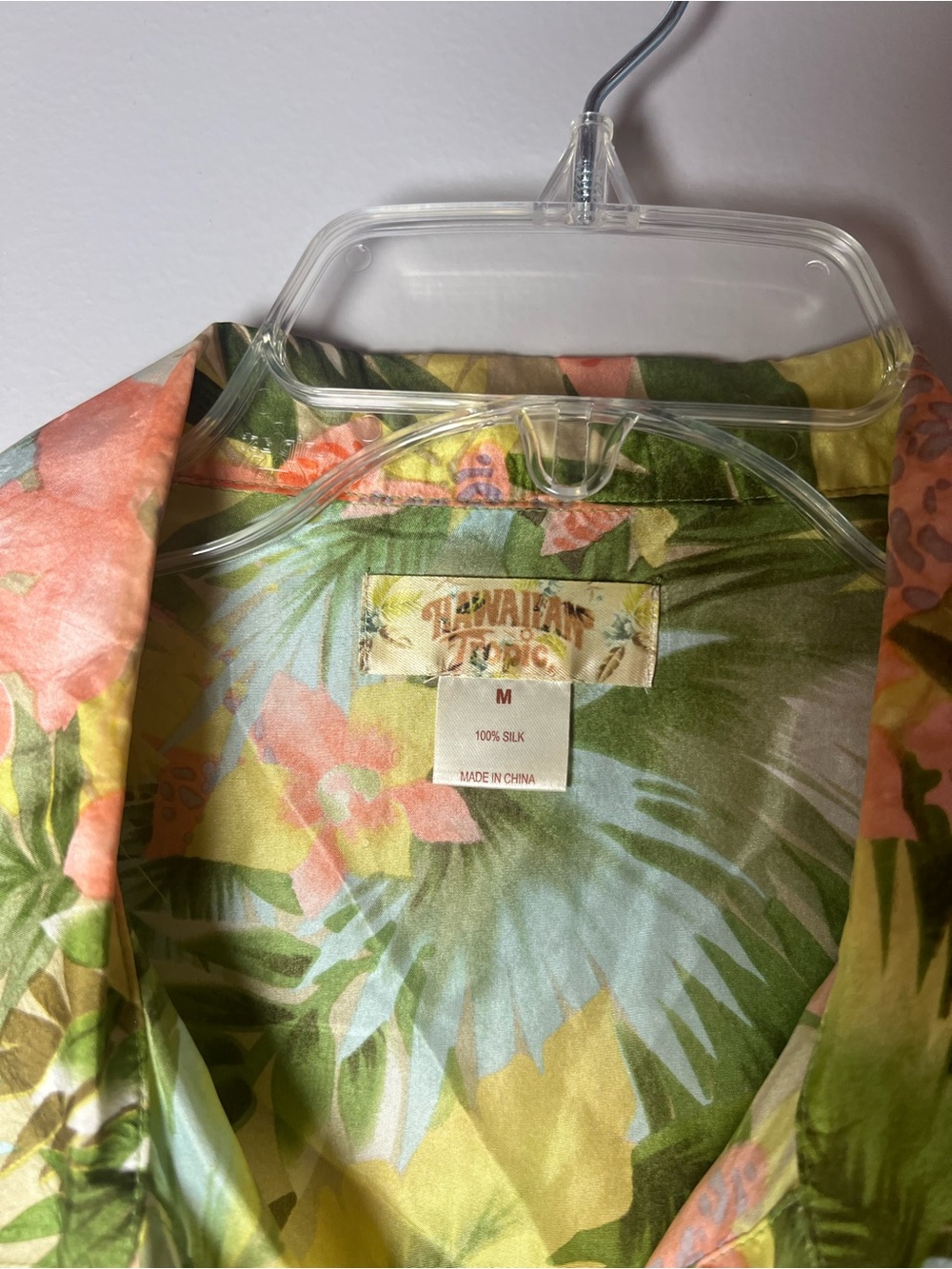 Hawaiian Tropic 100% Silk Tropical Floral Blouse Vacation Resortwear Summer Sz M - Picture 3 of 7